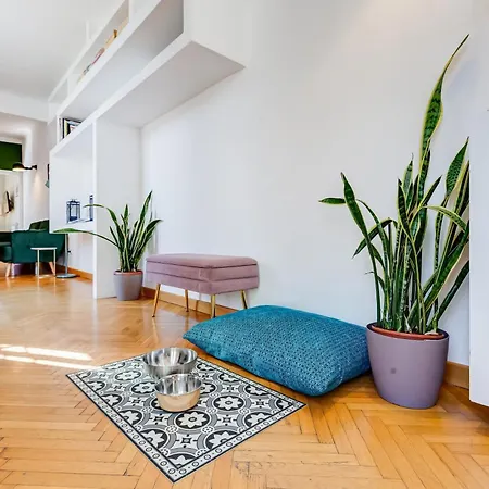 Attico Incantevole Con Idromassaggio E Terrazzo Rome