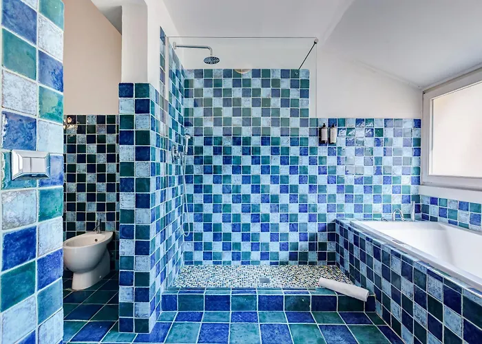 Attico Incantevole Con Idromassaggio E Terrazzo