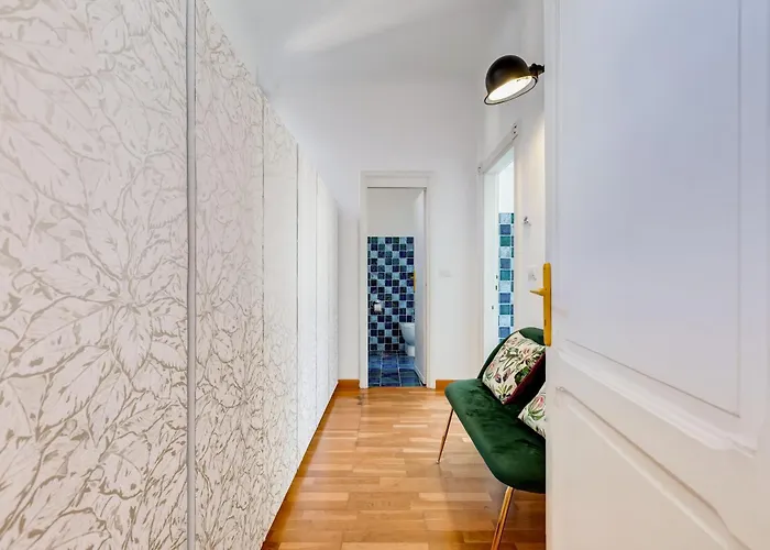 Attico Incantevole Con Idromassaggio E Terrazzo * Róma