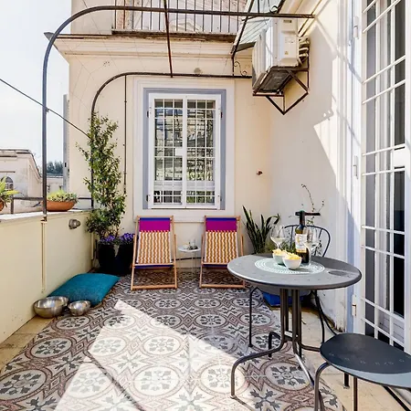 アパート Attico Incantevole Con Idromassaggio E Terrazzo *