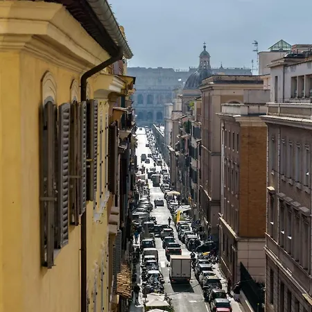 Attico Incantevole Con Idromassaggio E Terrazzo ローマ